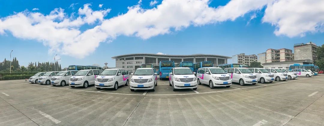 砥砺前行创佳绩，乘势而上再启程：天府行用户数破两百万！