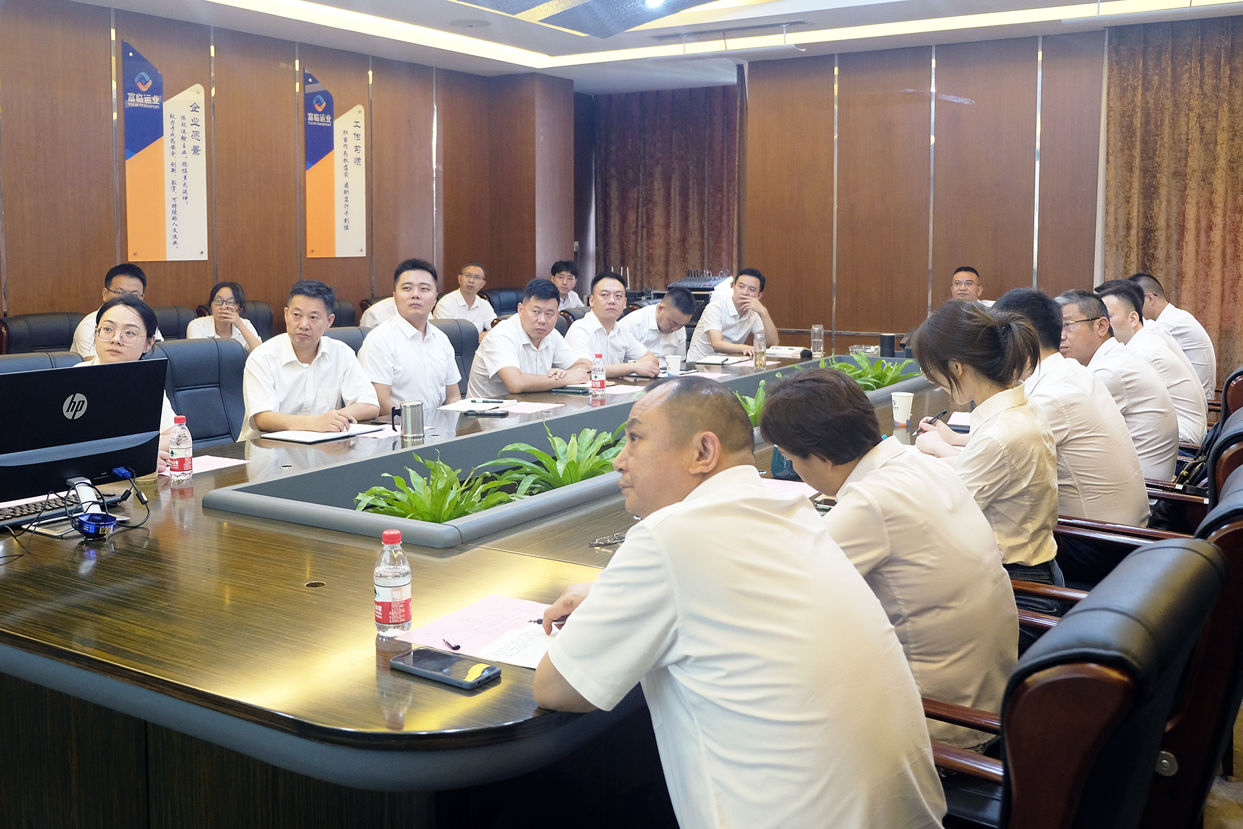 瓦力游戏运业参与控股股东永锋集团8月份现场观察精益优良案例分享会