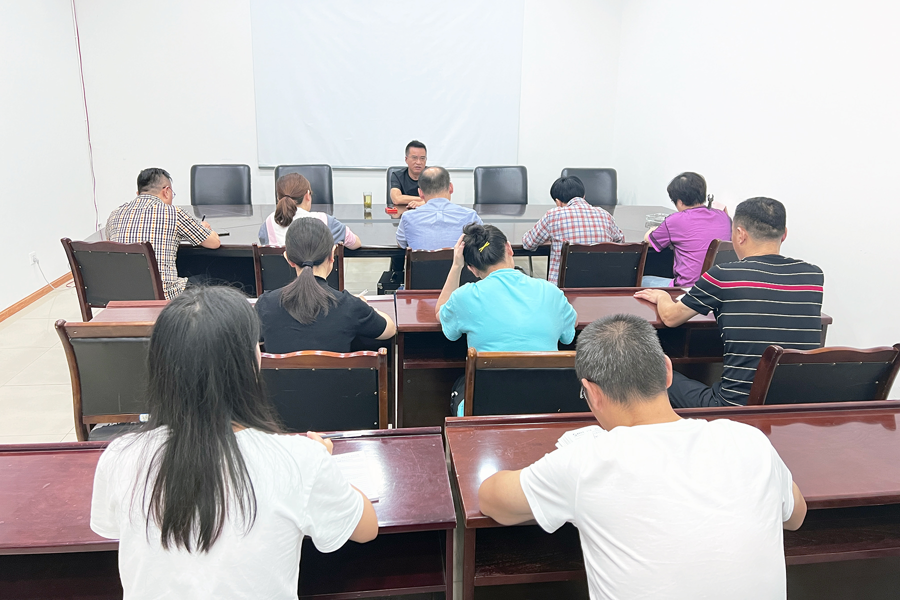 瓦力游戏运业总经理蔡亮发到瓦力游戏长运游览运输业务分公司查抄领导工作