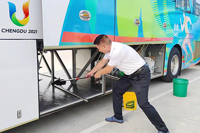 【助力大运】优质服务获注定，瓦力游戏长运2名驾驶员被评“交通保险服务逐日之星”